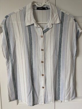 CURE Striped Beachy Button-Up Shirt ~ Size Medium